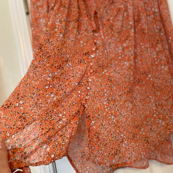 Lela Floral Blouse - Picture 6 of 7